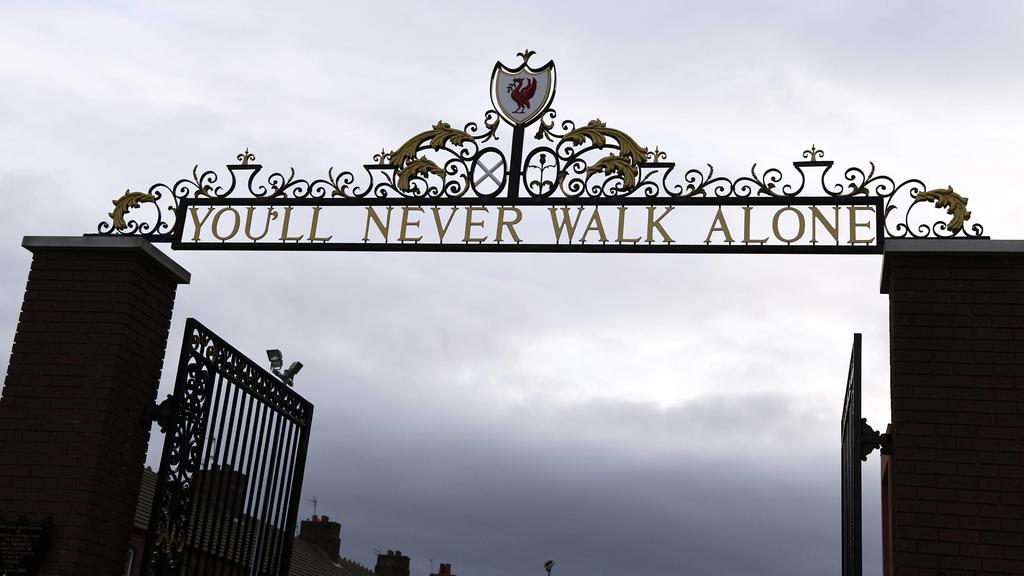 Die berühmte Liedzeile ziert den Eingang des Liverpooler Anfield Stadion
