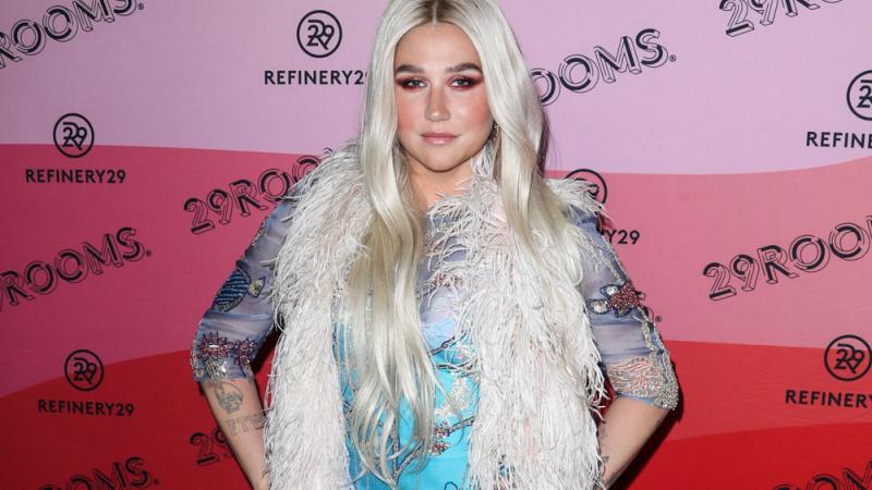 Kesha Lasst Sich Vom Regenbogen Inspirieren