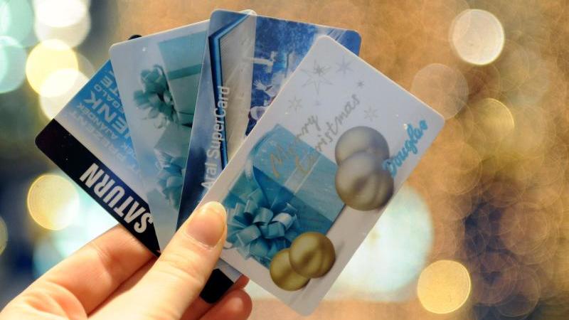 Gutscheine und Bargeld