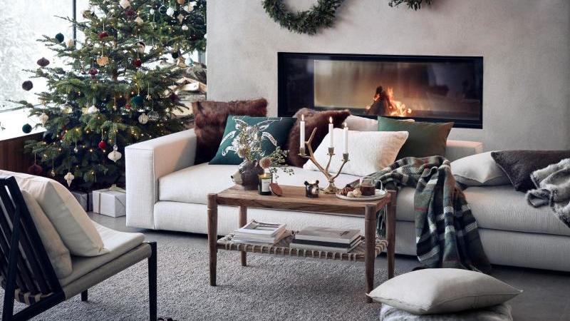 Natürliche Elemente sind weiterhin in der Dekoration für Advent und Weihnachten gefragt. Auch H&M Home setzt zum Beispiel darauf. Foto: H&M Home/dpa-tmn