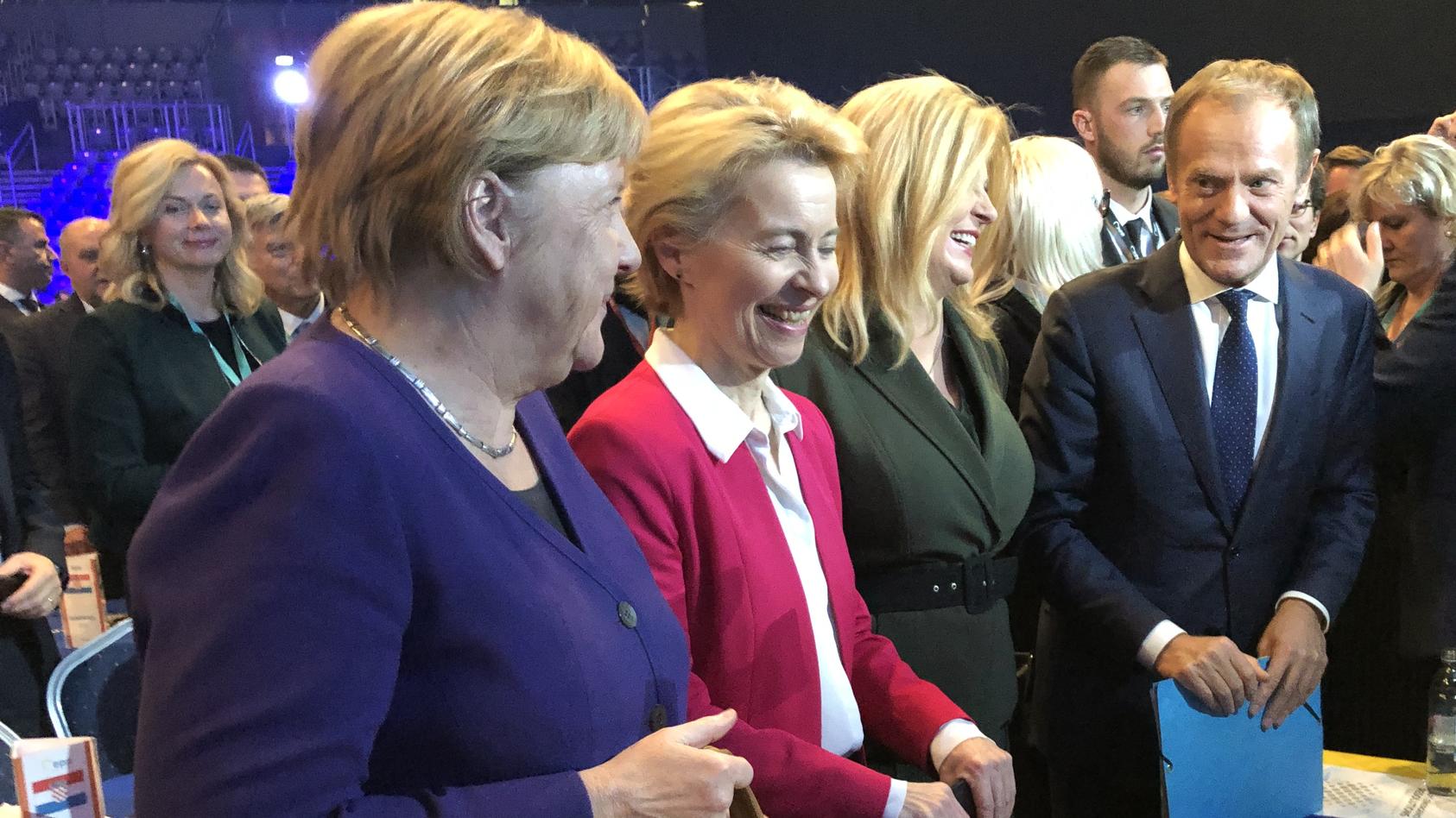 Donald Tusk mit Angela Merkel, Ursula von der Leyen und  Kolinda Grabar-Kitarovic.