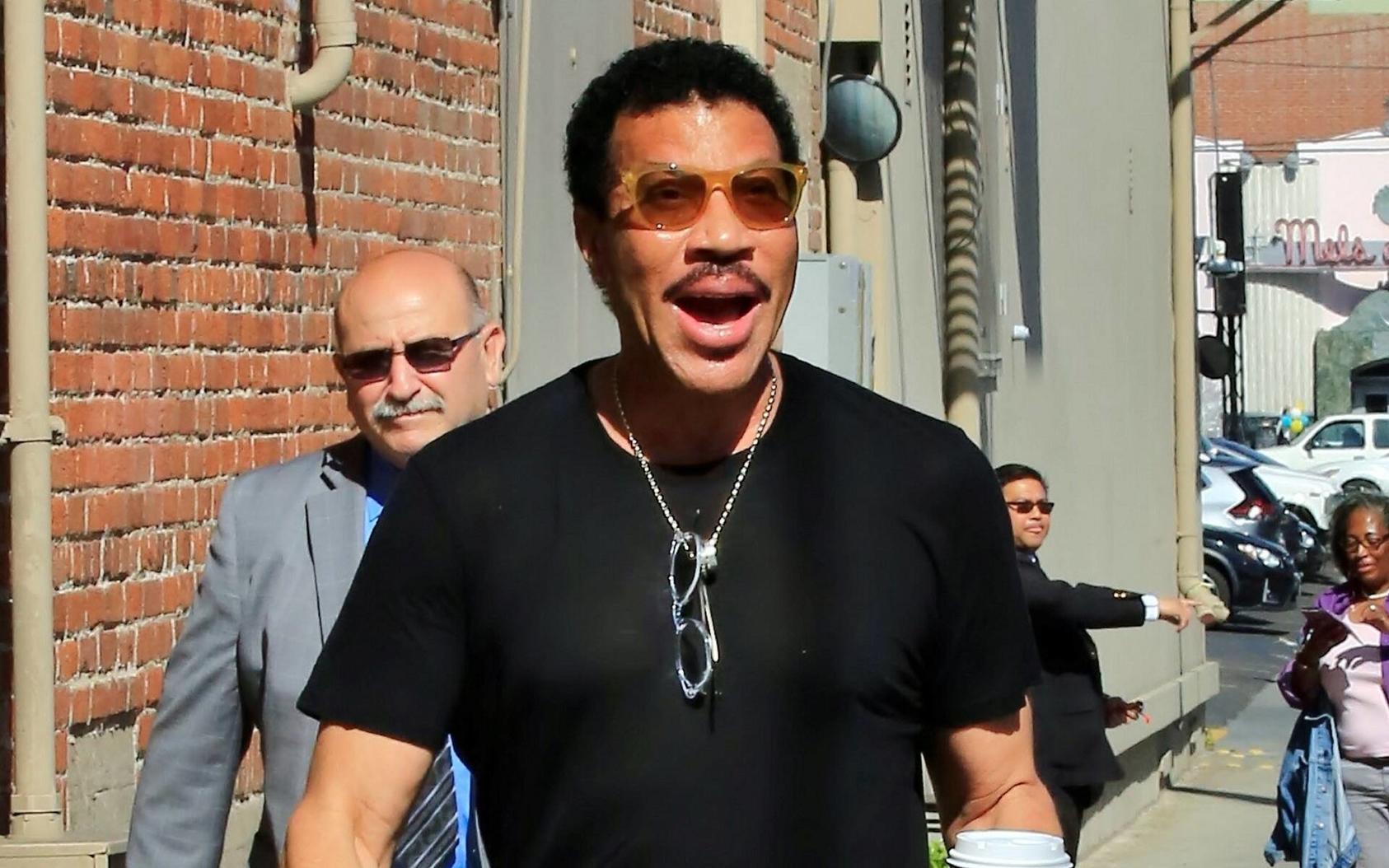 Lionel Richie Ich Weiss Dass Stevie Wonder Sehen Kann