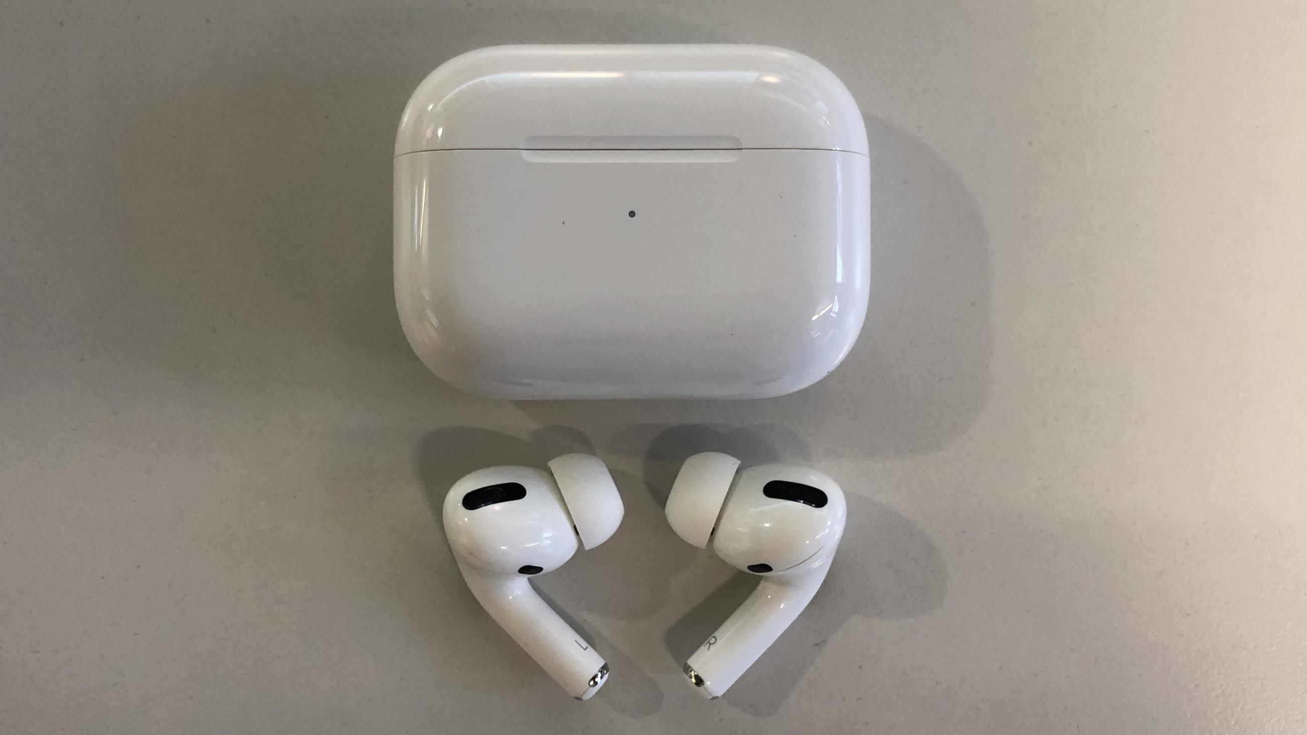 Apple AirPods Pro mit Case