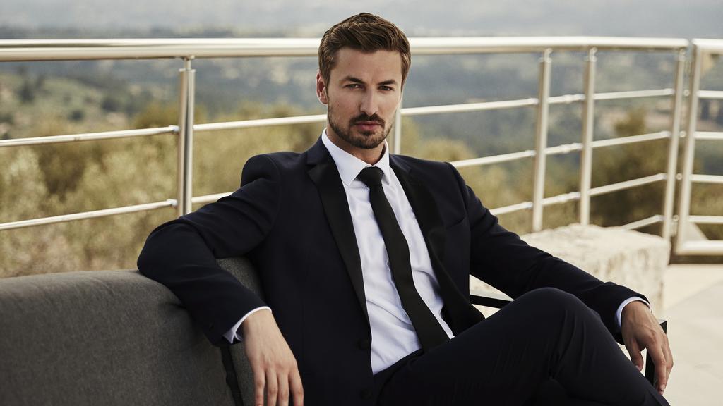 HANDOUT - 25.09.2019, ---, -: Prince Charming, Nicolas Puschmann, 28-jähriger Account Manager, steht im Mittelpunkt der neuen gleichnamigen Gay-Dating-Show bei TV Now. An diesem Mittwoch, 30.10.2019 startet «Prince Charming». In acht Folgen buhlen 20