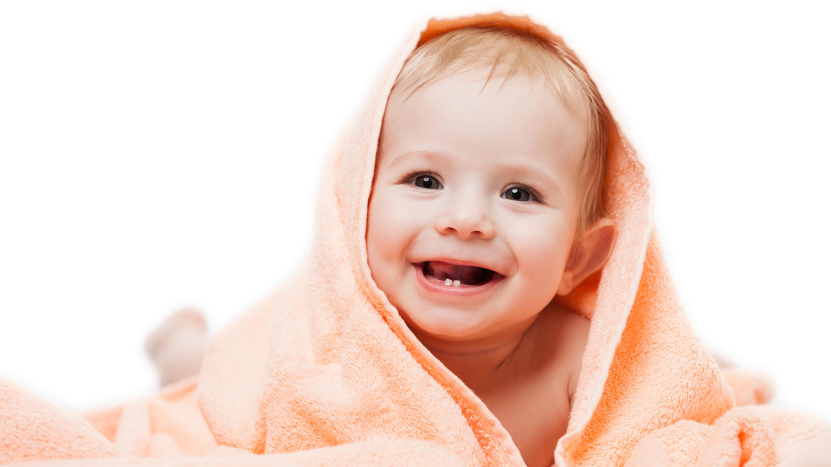 Wenn Babys erster Zahn kommt, hat das Kind oft starke Schmerzen. Ein Zahnungsgel kann Abhilfe schaffen.
