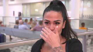 Elena Miras landet unter Tränen in Down Under