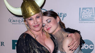  January 5, 2020, Beverly Hills, California, USA: L-R Actresses Patrica Arquette and Joey King attend the Walt Disney Company 2020 Golden Globes Awards Post-Show Celebration at the Beverly Hilton Hotel on January 5, 2020 in Beverly Hills, California. Photo: Christopher Victorio/imageSPACE Beverly Hills USA PUBLICATIONxINxGERxSUIxAUTxONLY - ZUMAs181 20200105zeas181059 Copyright: xImagespacex