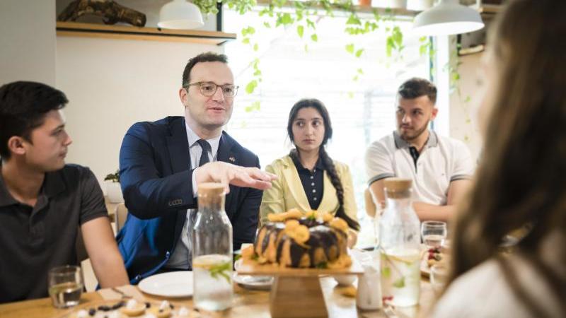 Jens Spahn in Pristina