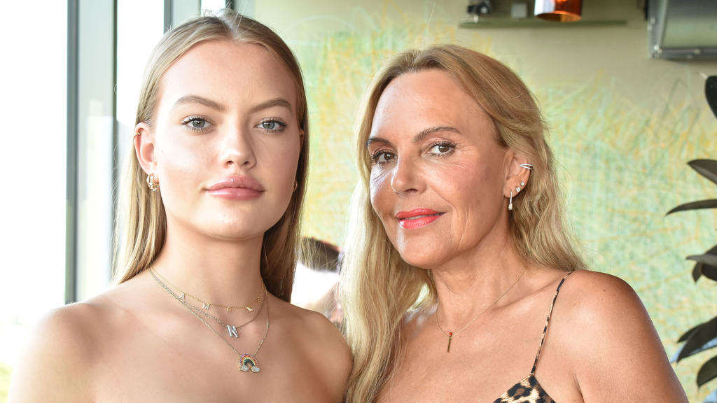 Cheyenne ist Mama geworden und Oma Natascha ist stolz wie bolle.