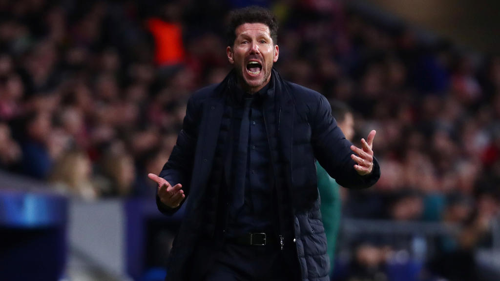 Soccer Football - Champions League - Round of 16 First Leg - Atletico Madrid v Liverpool - Wanda Metropolitano, Madrid, Spain - February 18, 2020 Atletico Madrid coach Diego Simeone reacts REUTERS/Sergio Perez