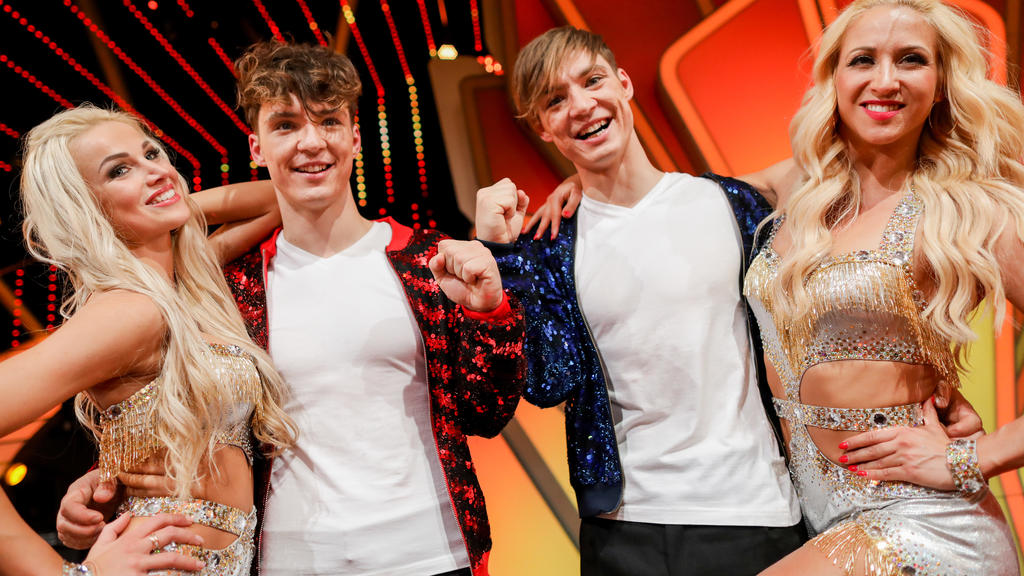 Roman Lochmann (links) tanzte in der 12. Staffel mit Katja Kalugina und Heiko Lochmann hatte Profitänzerin Kathrin Menzinger an seiner Seite.