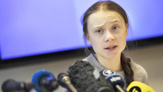  News Themen der Woche KW05 STOCKHOLM 2020-01-31 Climat activists Ell Ottosson Jarl and Greta Thunberg during a press conference in Greenpeaces premises in Stockholm, Sweden on Friday, January 31, 2020 STOCKHOLM Sweden x10050x *** STOCKHOLM 2020 01 31 Climat activists Ell Ottosson Jarl and Greta Thunberg during a press conference in Greenpeaces premises in Stockholm, Sweden on Friday, January 31, 2020 STOCKHOLM Sweden x10050x, PUBLICATIONxINxGERxSUIxAUTxONLY Copyright: xPontusxLundahl/TTx GRETA THUNBERG
