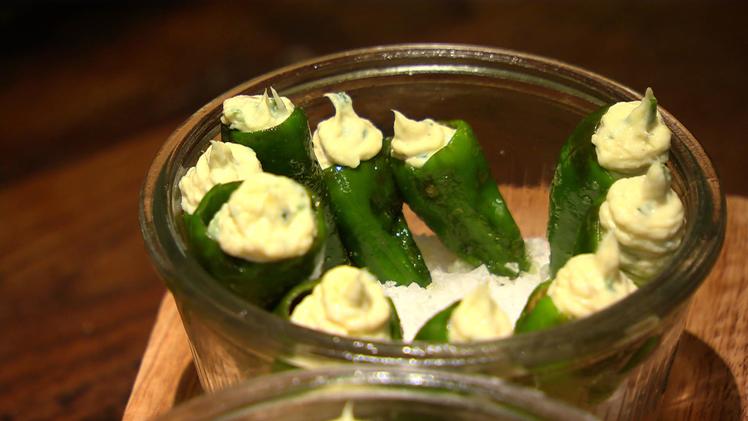 Gefüllte Pimientos de Padron – das Rezept aus &amp;quot;essen &amp; trinken - Für ...