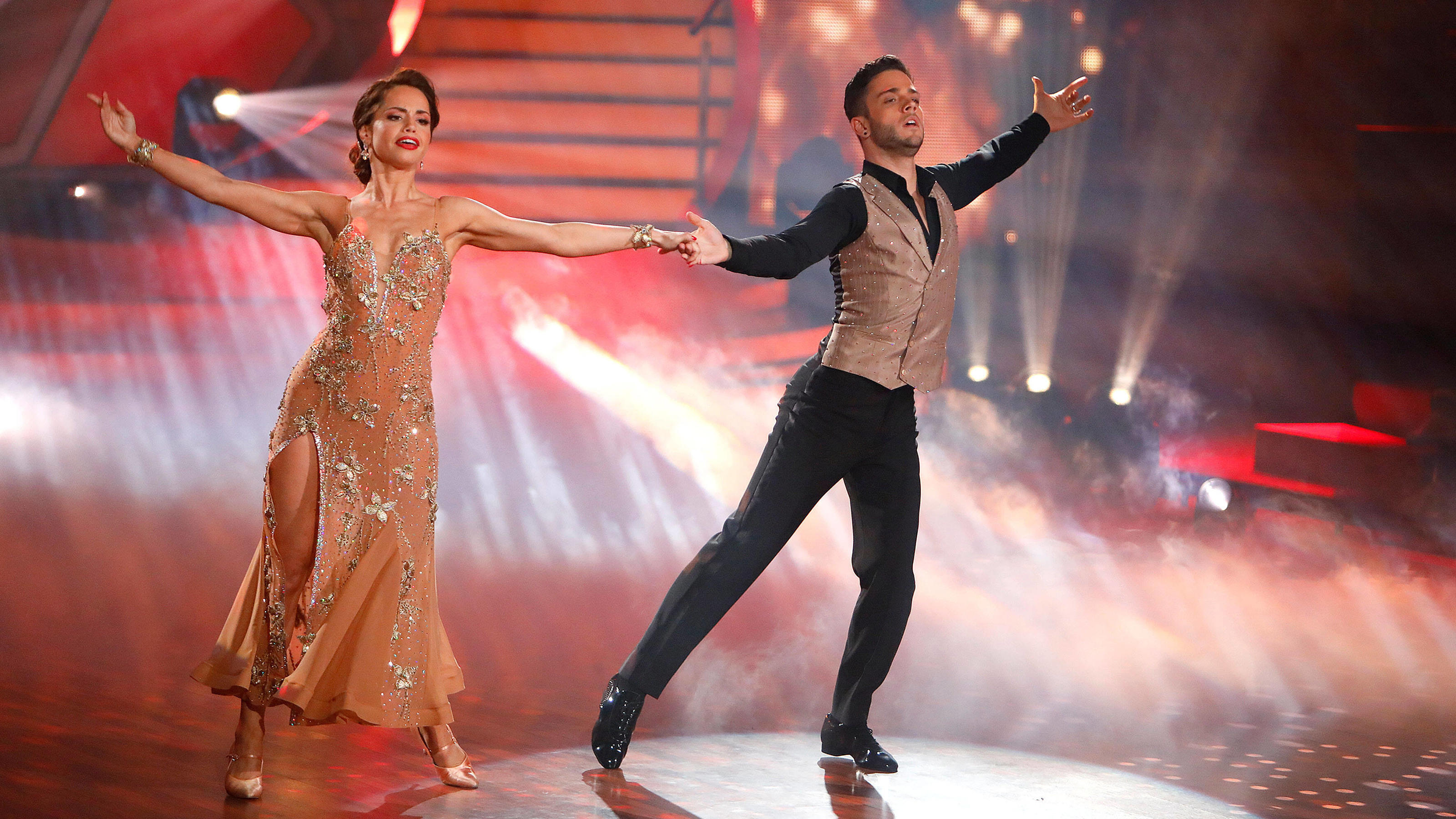 Luca Hänni und seine Profi Tanzpartnerin Christina Luft bei der Let s Dance RTL Show am 6.03.2020 in Köln Lets Dance RTL 2020 - 3. Show der 13. Staffel *** Luca Hänni and his professional dance partner Christina Luft at the Let s Dance RTL Show on 6 