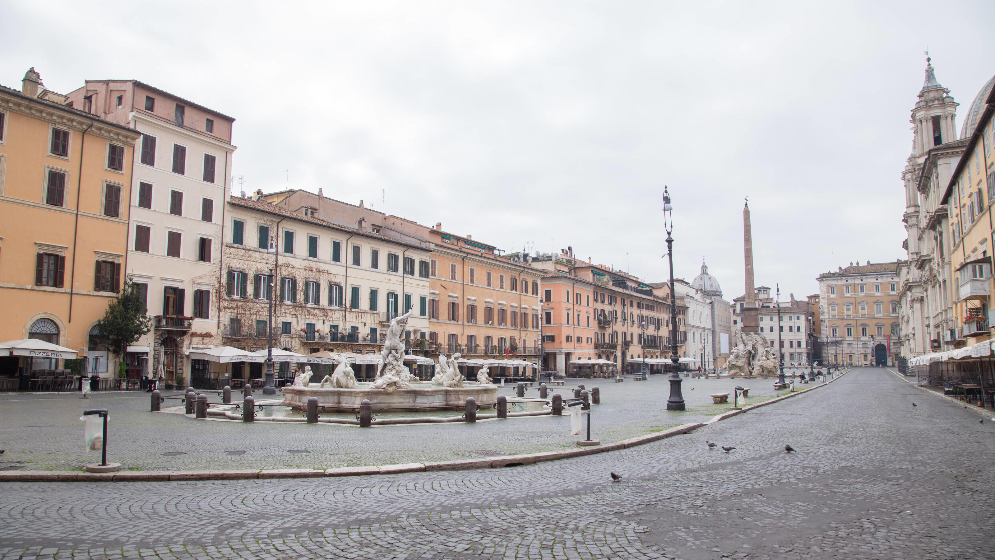  Rome: Piazza Navona after March 11th Decree Piazza Navona without people with restaurants closed in Rome after the Italian Government Law Decree of 11 March 2020 Roma Italy Copyright: MatteoxNardone