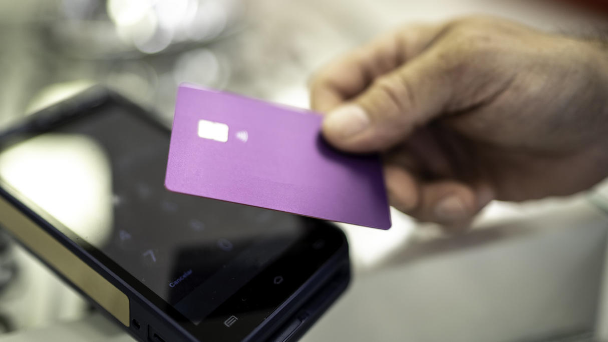 kontaktlos bezahlen mit Kreditkarte
