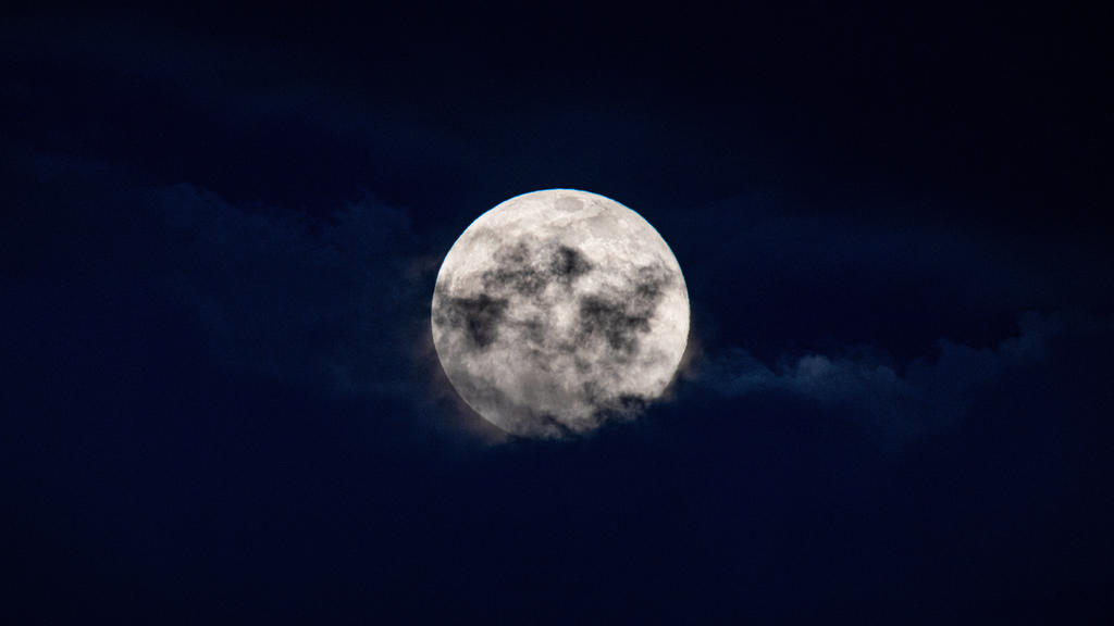 Vollmond und Ostern hängen zusammen.