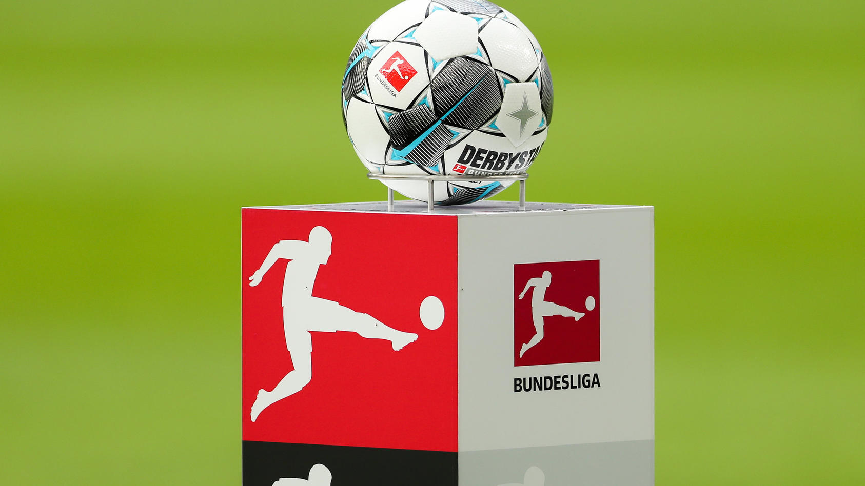 DFL: Bundesliga und 2. Liga pausieren bis mindestens zum 2. April