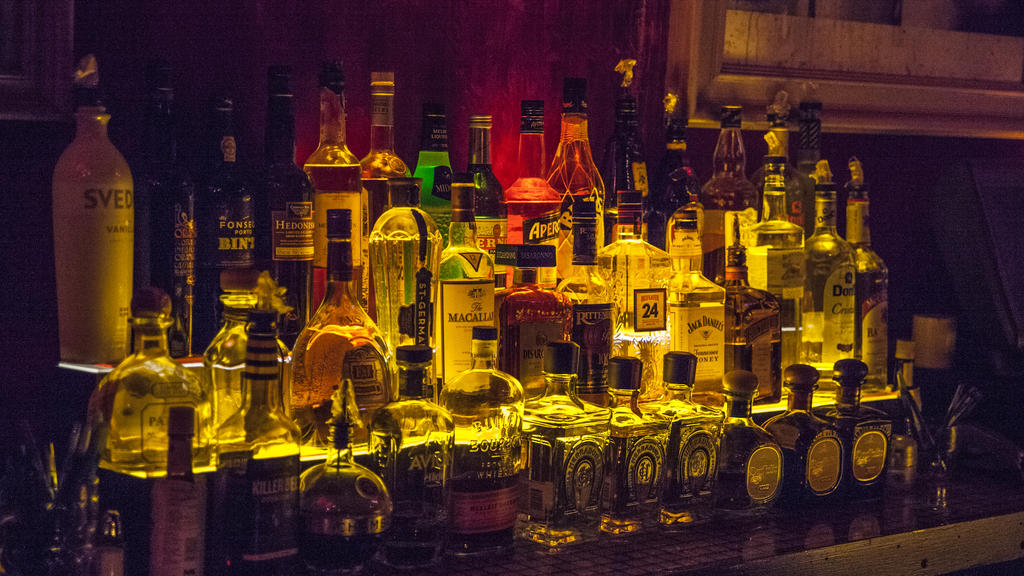 Alkohol gegen Viren kann helfen