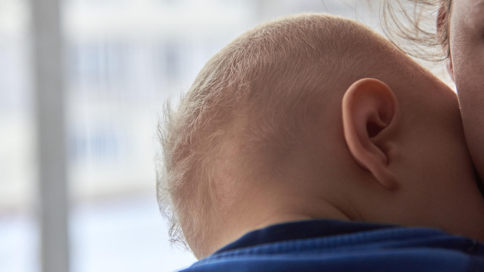 Haarverlust Beim Baby Warum Das Kind Die Haare Verliert