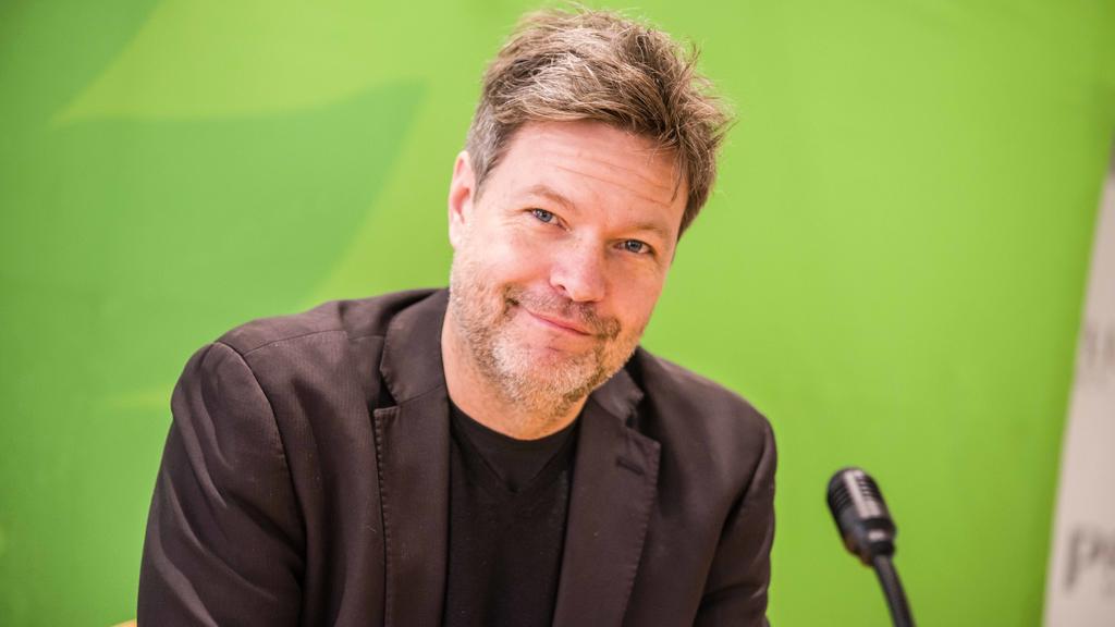 Grünen-Politiker Robert Habeck bei einem Pressetermin.