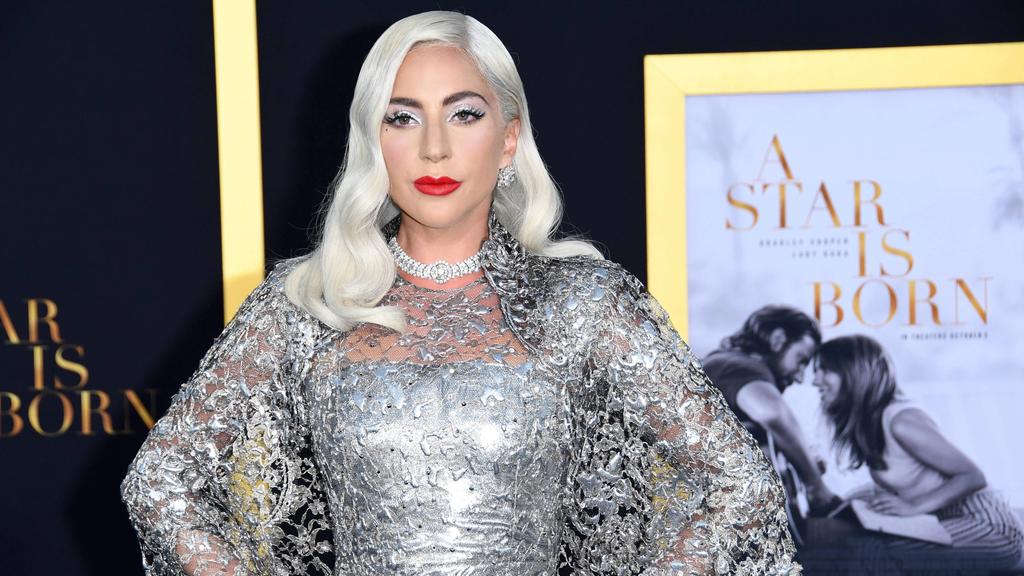 Entertainment Bilder des Tages 24 September 2018 - Los Angeles, California - Lady Gaga. A Star is Born Los Angeles Premiere held at The Shrine Auditorium. Photo Credit: Birdie Thompson/AdMedia 230484 2018-09-24 CA Los Angeles Etats-Unis PUBLICATIONx