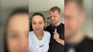 "Die Pochers hier!" Teil3: Amira und Oliver Pocher sprechen in ihrem Podcast bei Audionow über Ollis Kinder, Corona und neue Hochzeitspläne.