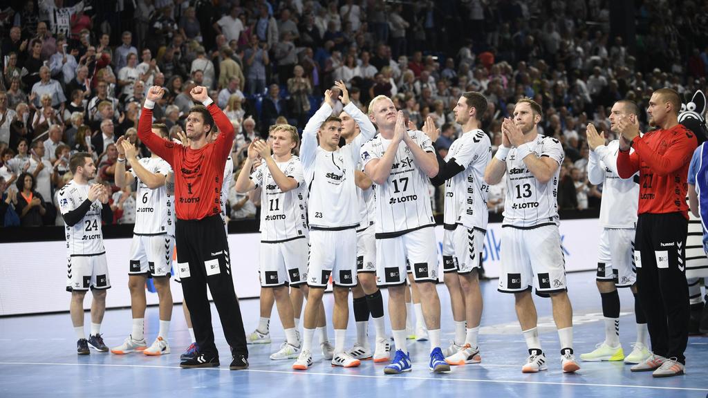 Jubel nach dem 28:24-Sieg für den THW Kiel. Foto Lühn, Handball-Bundesliga, Liqui-Moly-HBL, Männer, 5. Spieltag, THW Kiel vs SG Flensburg-Handewitt, 12.09.19 Kiel Sparkassen Arena Schleswig-Holstein Germany *** Cheers after the 28 24 victory for THW