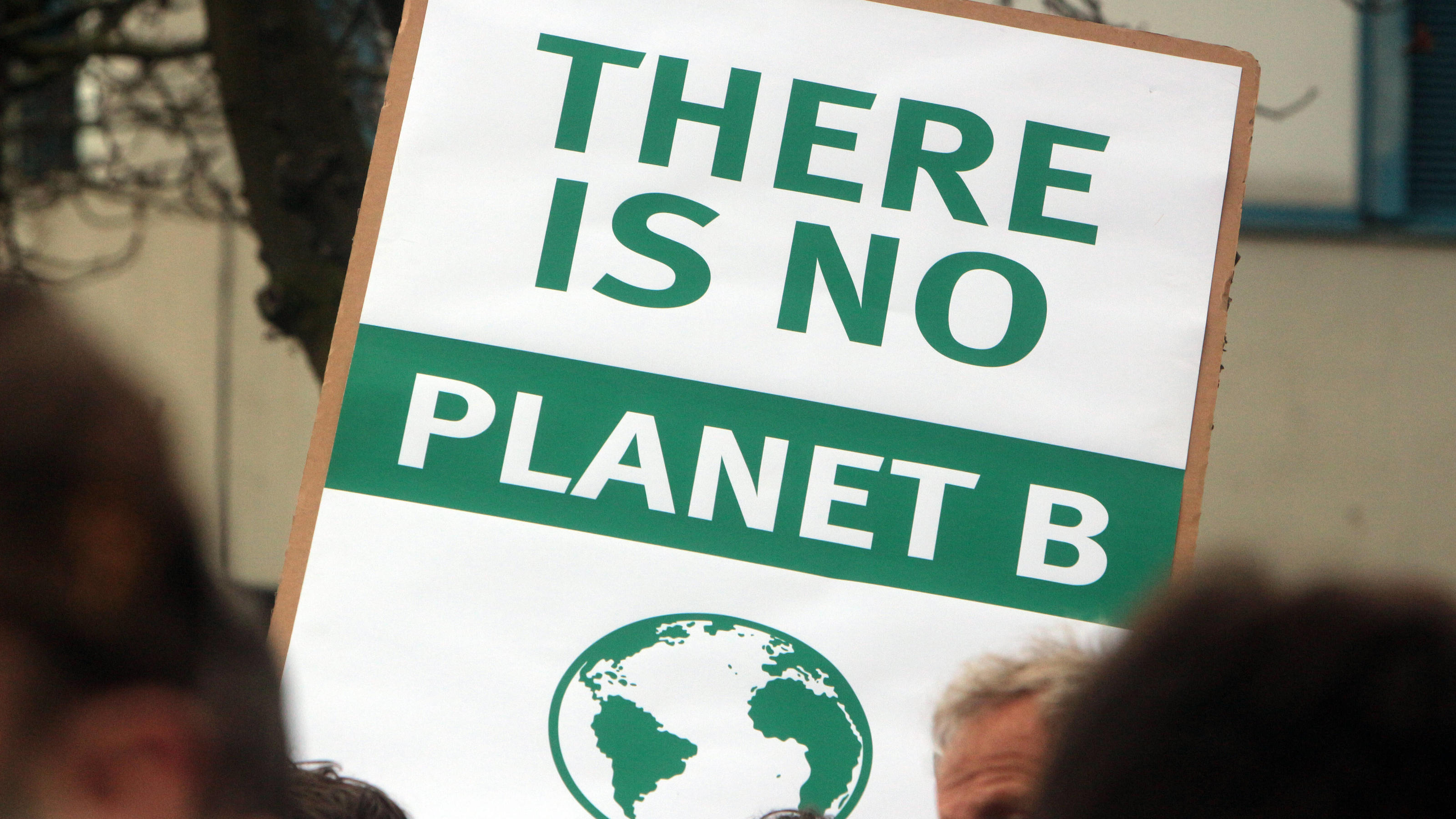 Klimaschutzgesetz reicht so nicht aus.