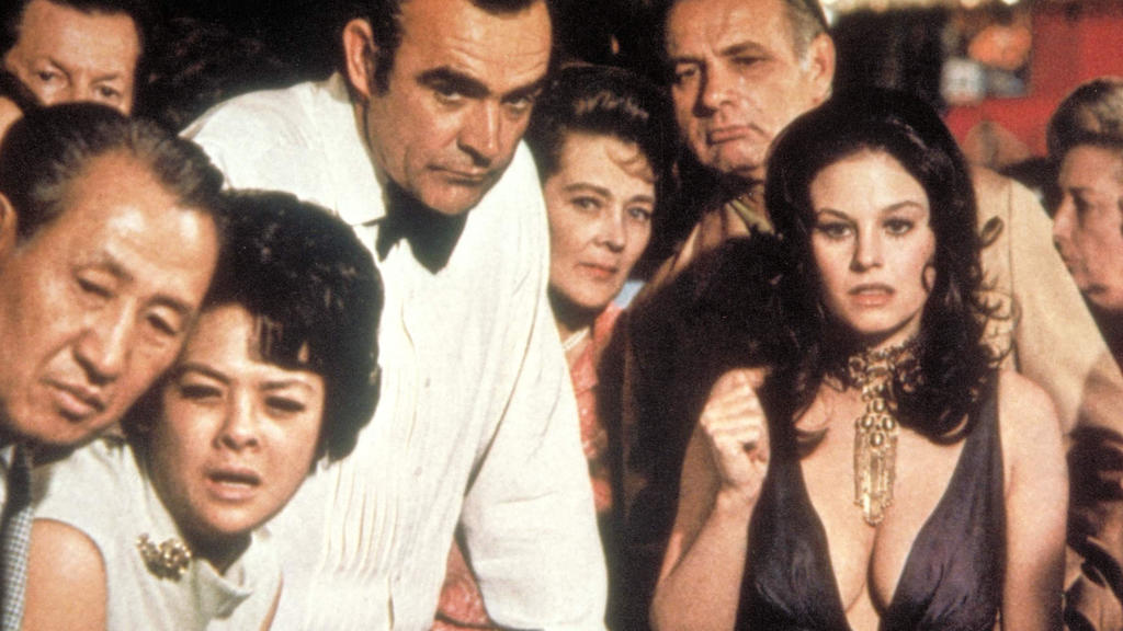 Geheimagent James Bond 007 (Sean Connery) und Plenty O'Toole (Lana Wood). Kinostart: 14.12.1971