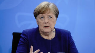 30.04.2020, Berlin: Bundeskanzlerin Angela Merkel (CDU) gibt nach der Videokonferenz mit den Ministerpräsidenten der Bundesländer eine Pressekonferenz. Foto: Kay Nietfeld/dpa Pool/dpa +++ dpa-Bildfunk +++