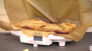 pastrami-sandwich-a-la-harry-and-sally-das-rezept-aus-essen-trinken-fuer-jeden-tag