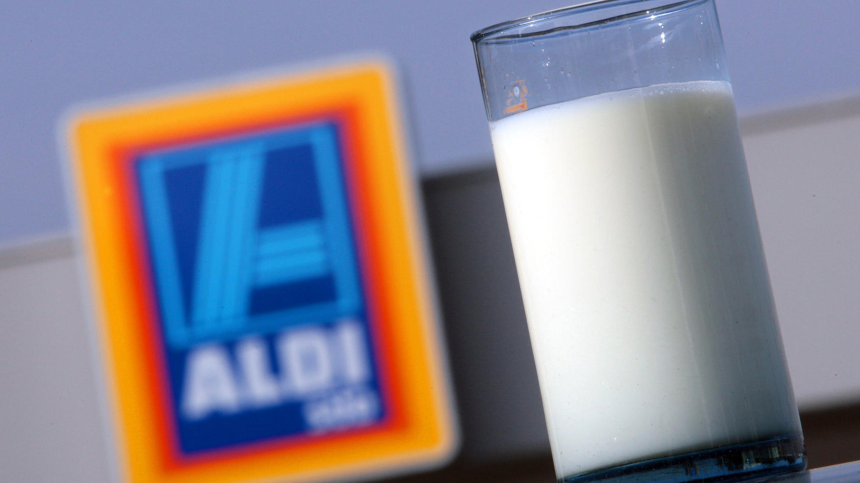 Aldi Milch Und Milchprodukte Werden Teurer Ziehen Andere Handler Nach