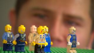 Sebastian Grothe verdient sein Geld mit Lego-Ersatzteilen