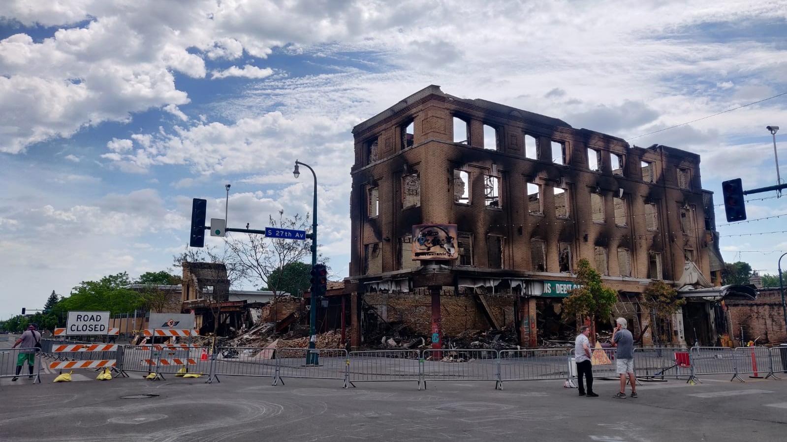Zerstörtes Gebäude in Minneapolis, USA