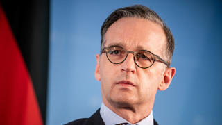 German Foreign Minister Heiko Maas and his Italian counterpart Luigi Di Maio (not pictured) attend a news conference after a meeting to discuss the coronavirus disease (COVID-19) outbreak, in Berlin, Germany, June 5, 2020. Michael Kappeler/Pool via REUTERS
