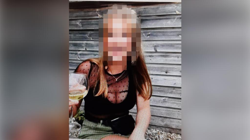 Dieses Bild wurde Rebeccas Eltern anonym zugesandt. Zu sehen sein soll angeblich ihre verschwundene Tochter.