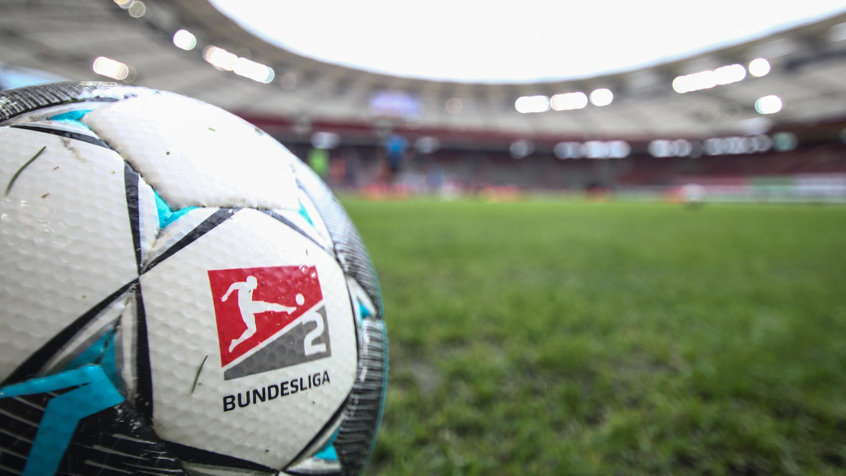 DFL gibt TVRechte für die FußballBundesliga bis 2025 bekannt