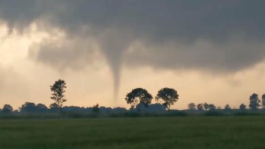 Unwetter Deutschland Tornados Vollgelaufene Keller Uberflutete Strassen