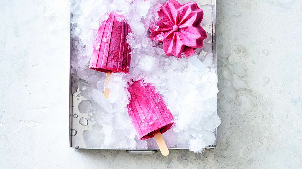 Himbeer-Kokos-Popsicles von Cathy Hummels
