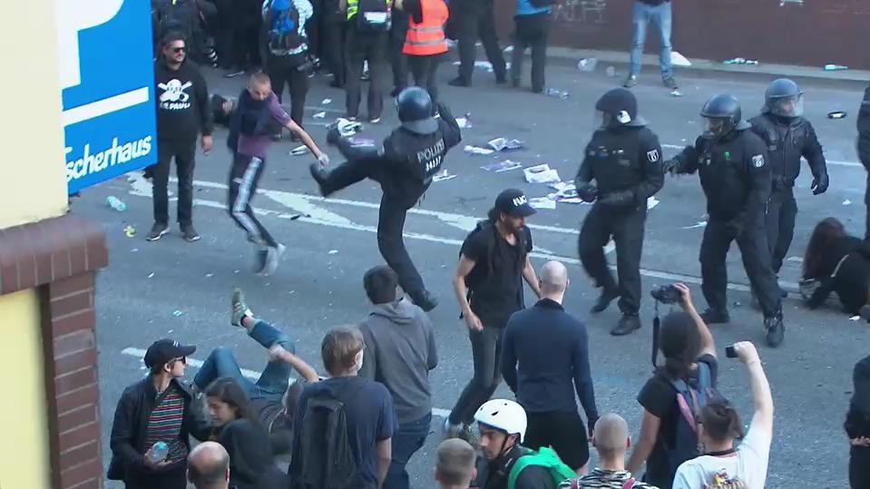 "Welcome to Hell"-Demo beim G20-Gipfel in Hamburg 2017