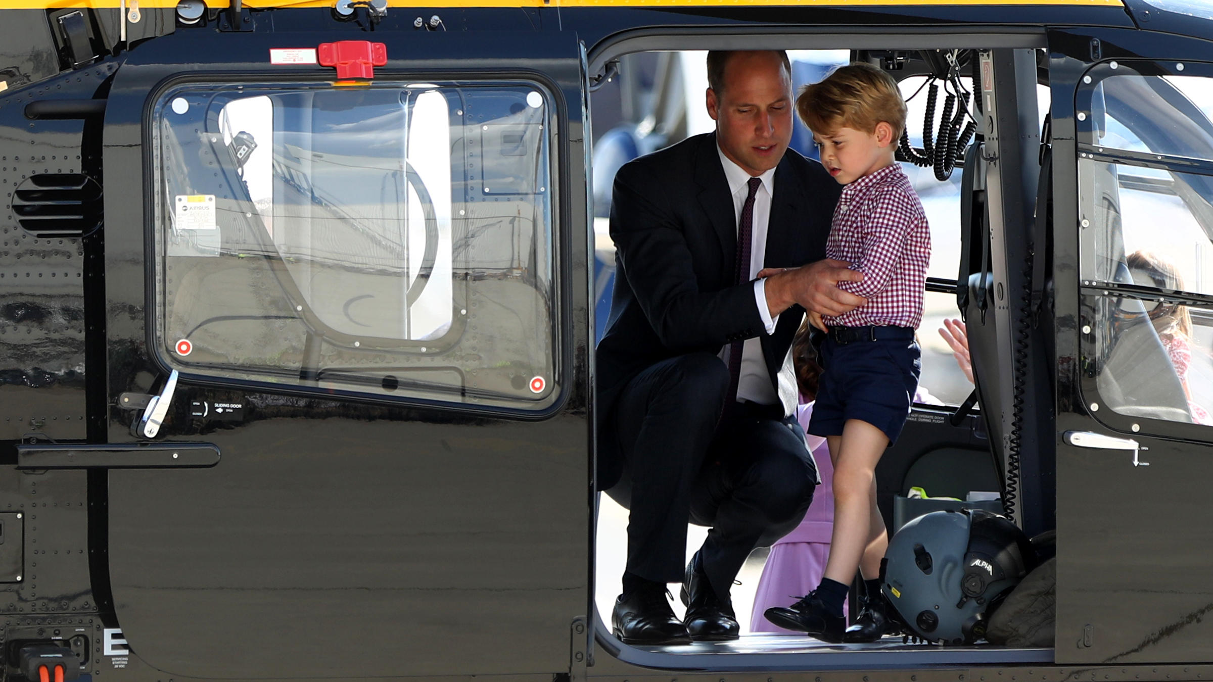 Prinz George in einem Helikopter