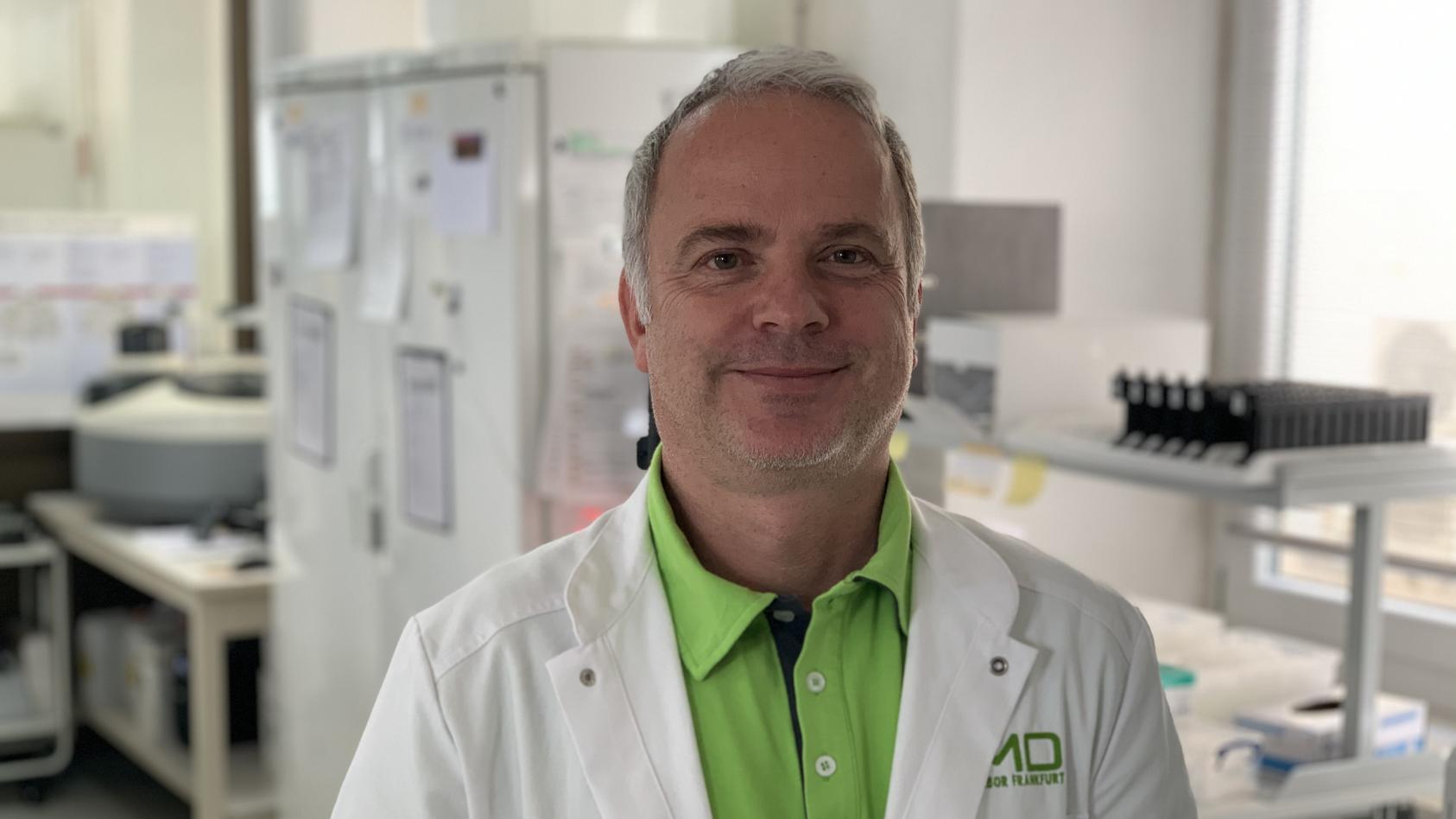 Dr. Martin Stürmer ist Virologe am Klinikum der Johann-Wolfgang-Goethe Universität.