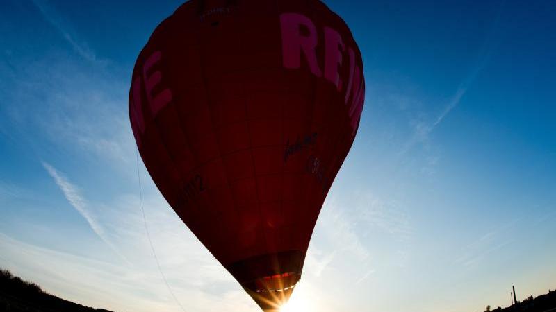 Heissluftballon Bei Koblenz Abgesturzt 1 Toter