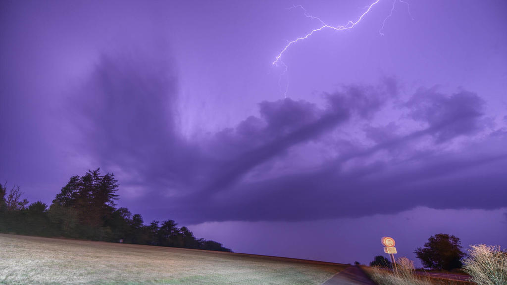 Das Ist Die Estofex Gewitter Und Unwetter Warnkarte Fur Frankreich Beneiux Italien Schweiz Osterreich Spanien