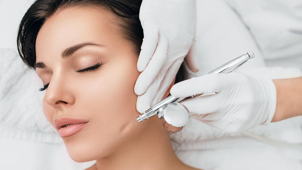 JetPeel, ein neuer Beauty-Trend mit Schallgeschwindigkeit