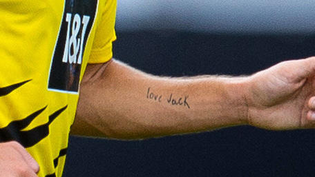 Borussia Dortmund Giovanni Reyna Tattoo In Gedenken An Verstorbenen Bruder