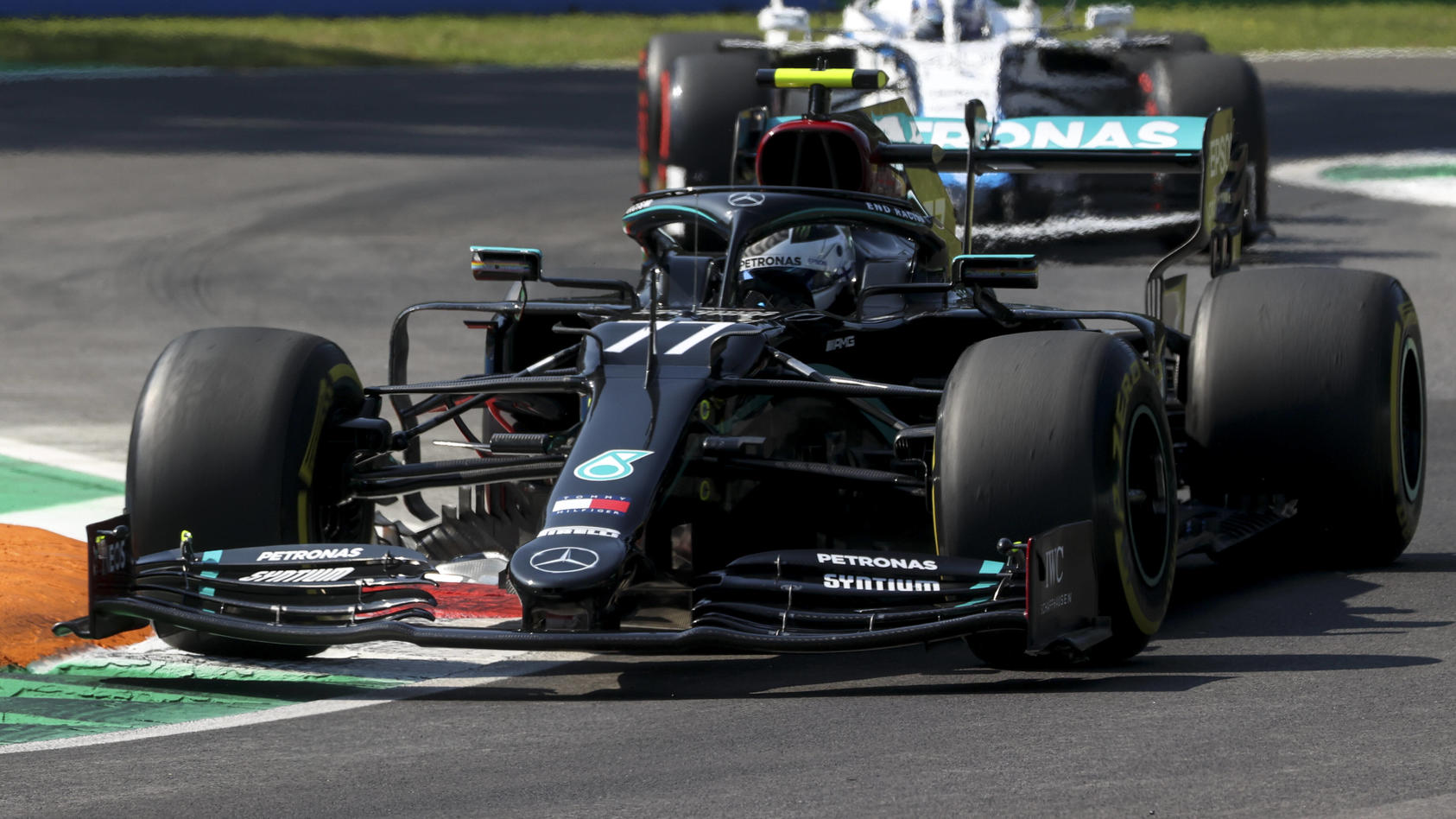 Formel 1 In Monza Bunte Quali Generalprobe Valtteri Bottas Vorne Mclaren Dahinter