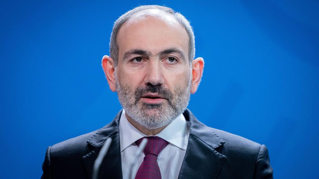 Nikol Paschinjan, Ministerpräsident Armeniens