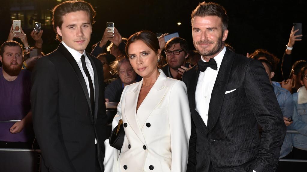 Victoria und David Beckham machen die Hochzeit von Sohn Brooklyn zur Familiensache.